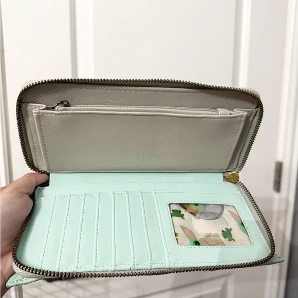 Loungefly The Child (Grogu) Beige, Mint & Pink Zip Wallet - Picture 4 of 4